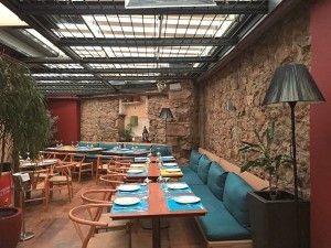 Το οινοποιείο Χατζηδάκη στο εστιατόριο Mono της Πλάκας