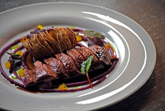 anoigma-clap-the-restaurant