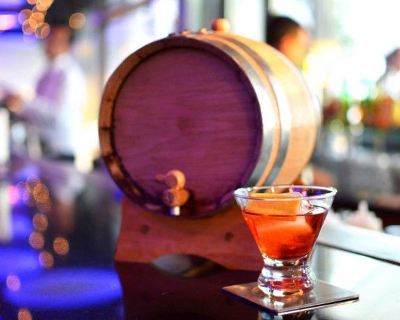 mikri-Barrel-aged-cocktail