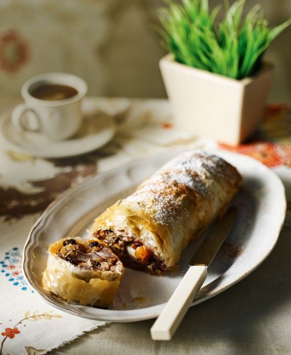 troudel-me-axladia-k-stafides_s