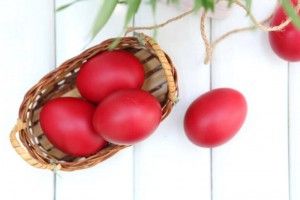 Make your Easter egg-celent!
