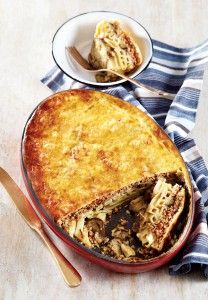 Beef and aubergine patsitsio with yogurt béchamel