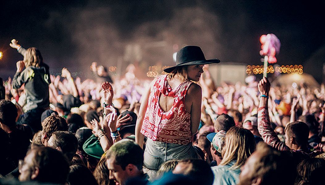 beerfest-κοπέλα