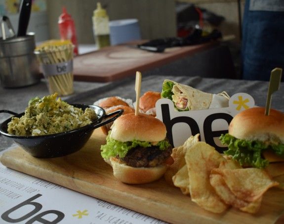 street-food-thes-anoigma