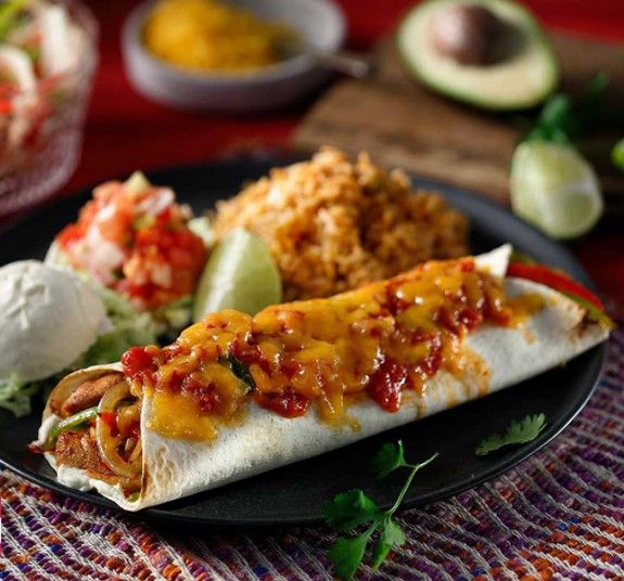 ANOIGMA-1-TGI_Fridays_Enchiladas