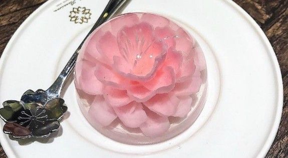 l_15258_flower-raindrop-cake