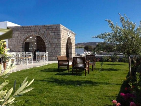 ΠΕΤΡΙΝΟ ΜΗΛΟΣ