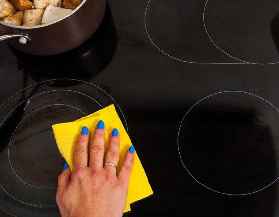 esties kouzinas_anoigma