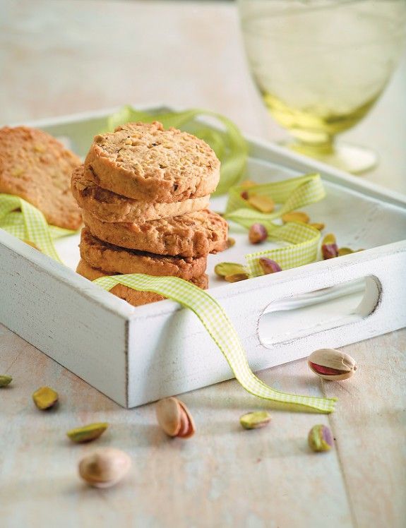 biskota karuda fistkia