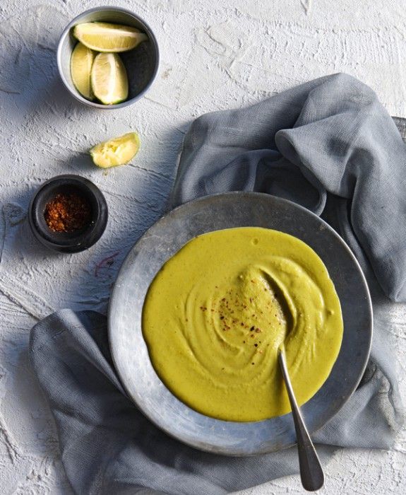 21120911_9587_fava_soupa-veloute-me-mpaxarika