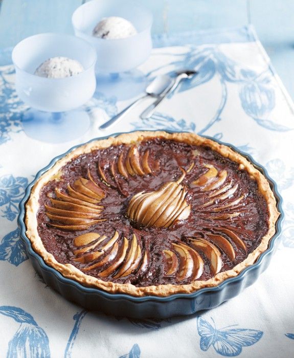 21131008_01088_menuHlia_tarta-me-milo-axladi-&-sokolata