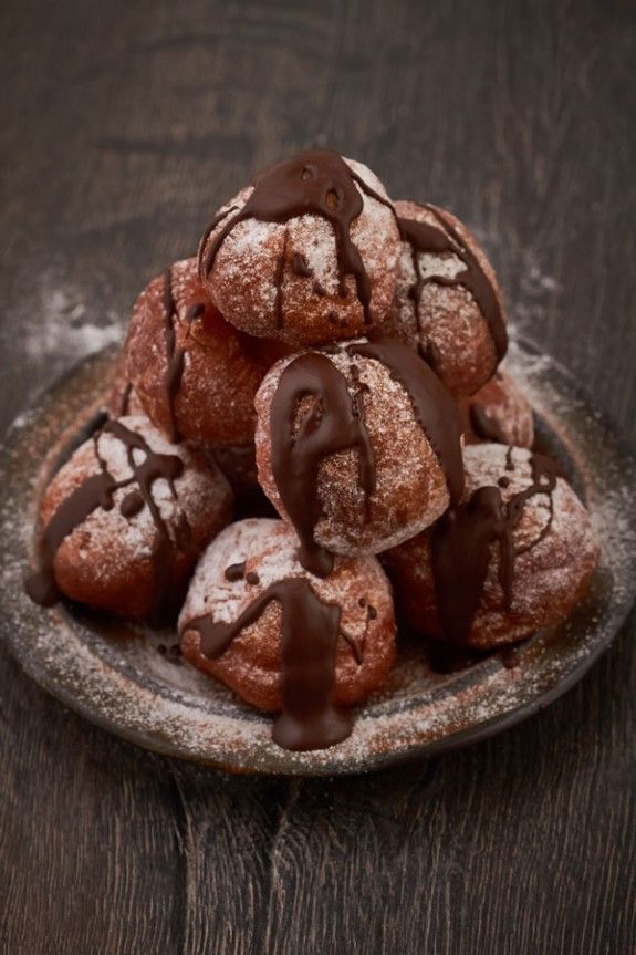 loukoumades-me-sokolata