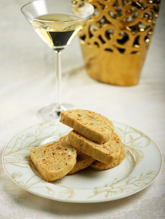 almura biskota me kastana