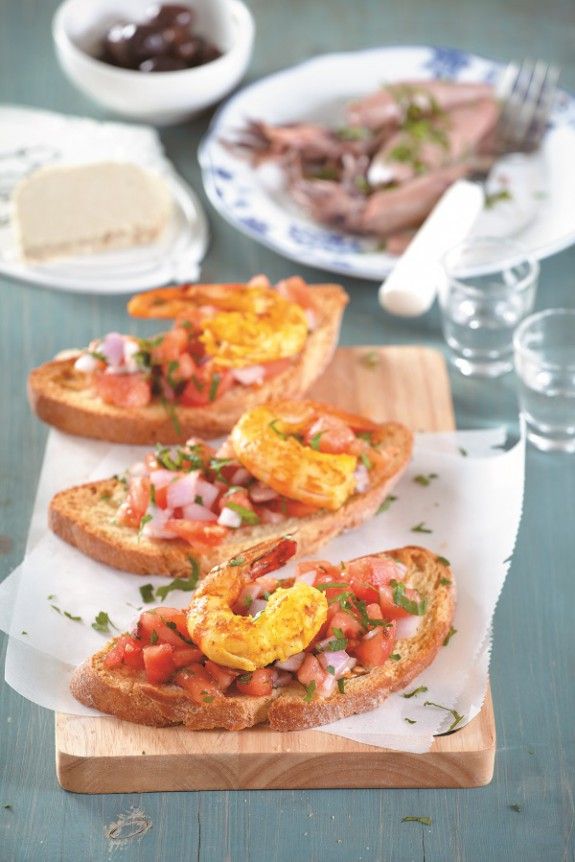 brousketes me garides k saltsa ntomatas IMG_0356