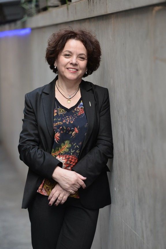 maria katsouli_anoigma