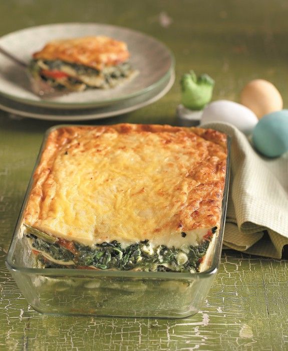 Lazania fournou me spanaki & feta