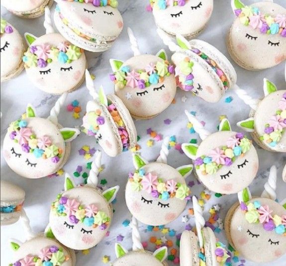 unicorn macaron-mikri