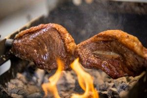 Pop Up Grill Event στο Steak Alive με τη Μυρσίνη Λαμπράκη