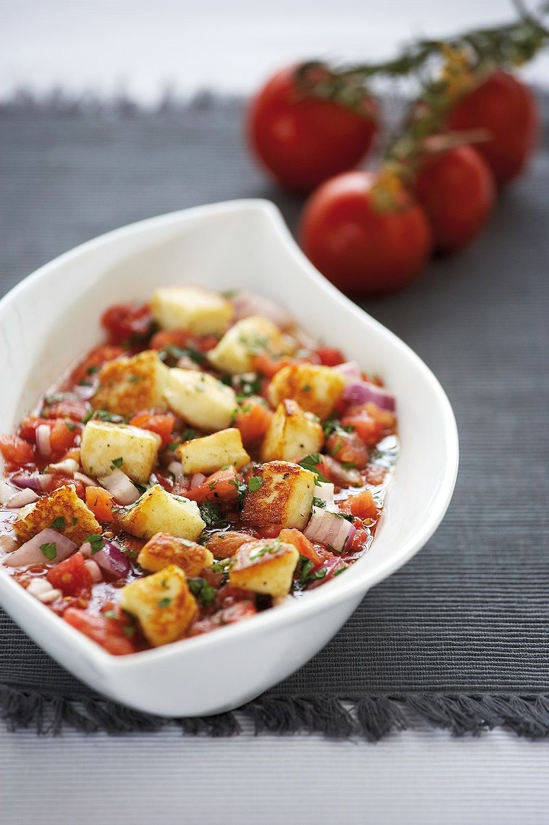 salata me psito xaloumi