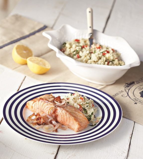 solomos me sote kremmidaki kai kous kous