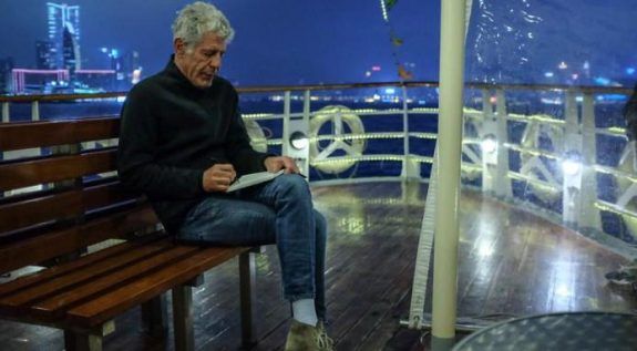 l_17926_anthony-bourdain-facebook