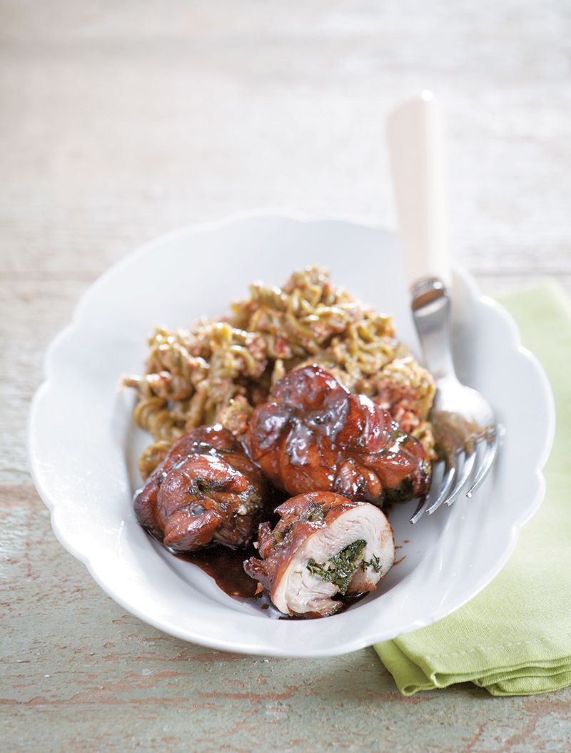 20181109134942_kotopoulo-me-votana-k-vides-spanakiou-me-pesto-karidiou