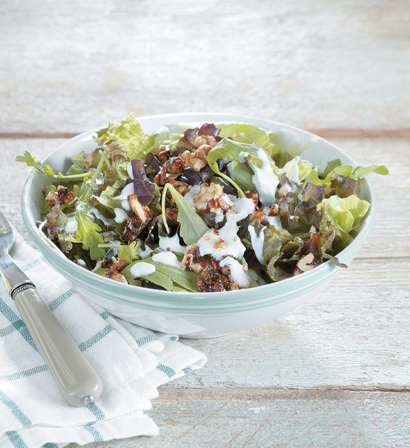 20181113170110_salata-prasini-me-roka,-lola,-valeriana,-karamelomena-karidia-k-saltsa