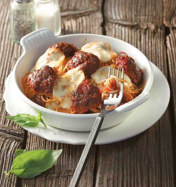 20181115172405_Spaghetti_me-keftedakia-san-atomika-pastitsio