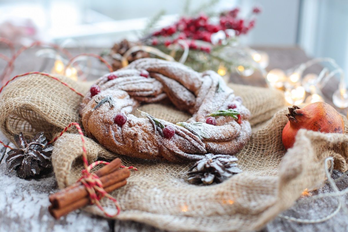 Variation of Christmas stollen with cookies