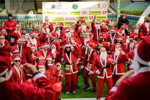 Στο 5ο Santa Run όλο το Μαρούσι γέμισε Αγιοβασίληδες!