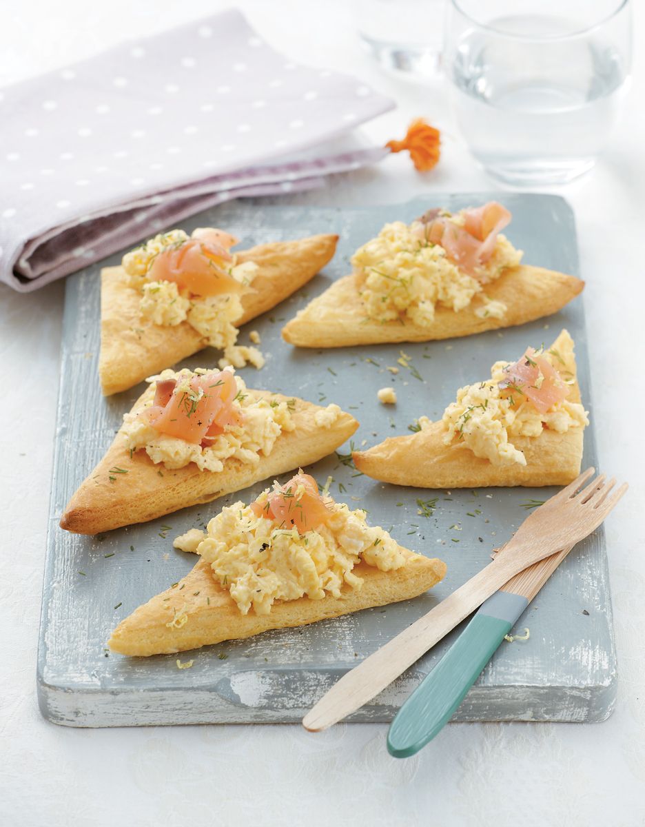 20190102162823_pitakia-atomika-me-gemisi-kotopoulo-scrable-eggs-me-solomo