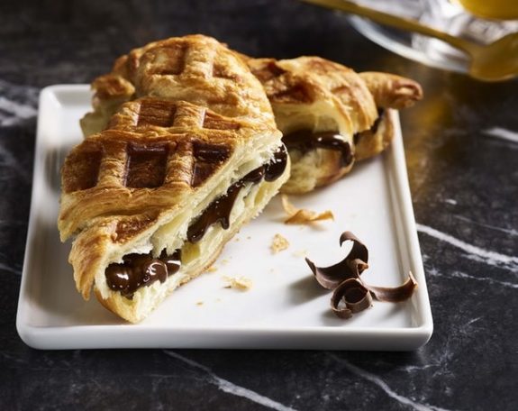 20190117163601_dd217f3b-676b-46b7-94d3-bf5c685b9708-croiffle_dark_choc_311