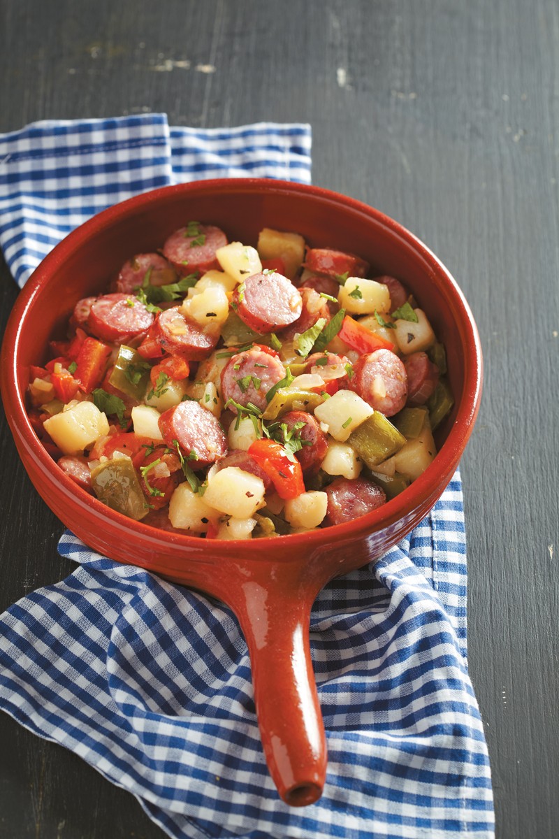 mikri-tigania-loukaniko-patates