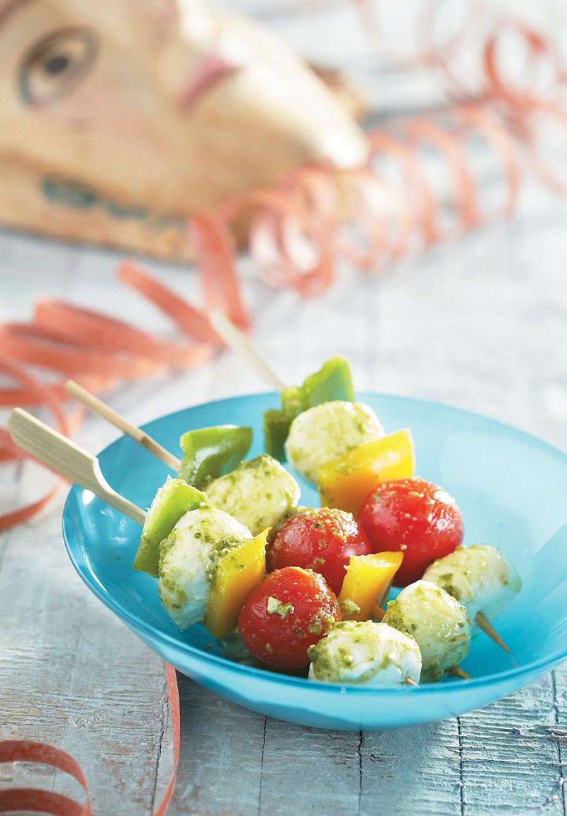 souvlaki-motsarela-pesto