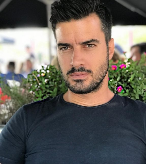 38628703_300590077163093_8514461833241821184_n