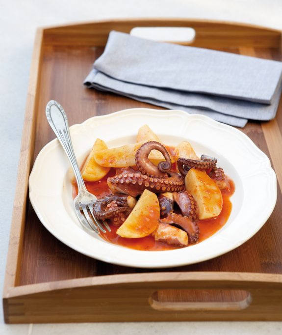 XTAPODI-KOKKINISTO-ME-PATATES