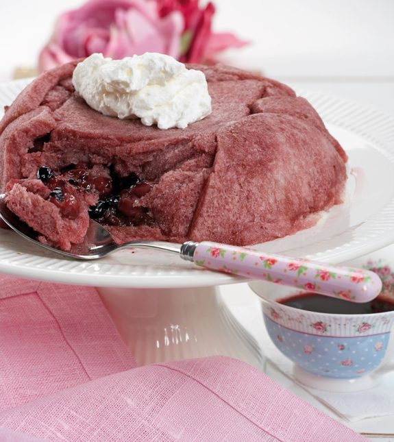 POUTIGA-ME-KOKINA-FROUTA-mikri