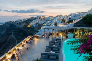 1-Petra-Restaurant_Canaves-Suites-059