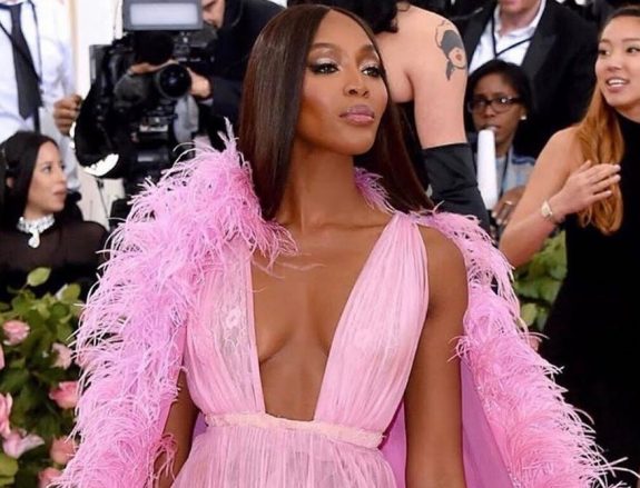 57425301_118209529381728_2495604373965623981_n