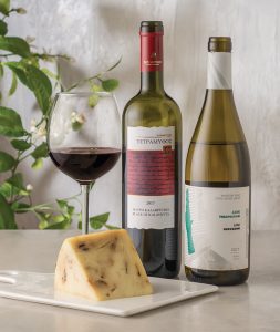 Με τι κρασί θα συνοδεύσουμε το Black Garlic Cheese;