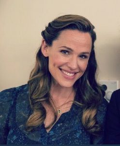 41342561_559083367855152_3309140346889662007_n