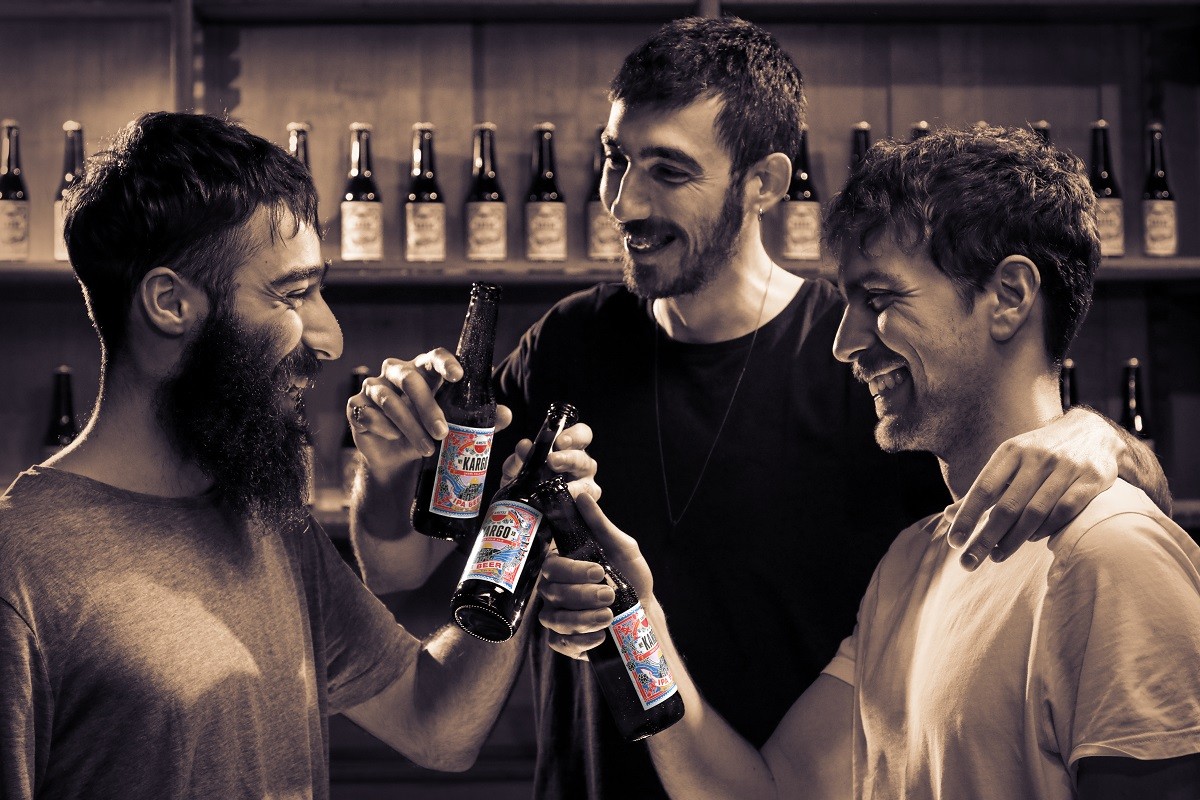 AMSTEL KARGO IPA_Lifestyle (1)