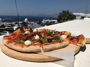 Mediterranean high-end gastronomy at I Frati in Mykonos