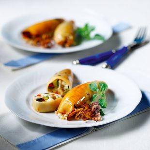 kalamaria-gemista-me-laxanika-kai-feta