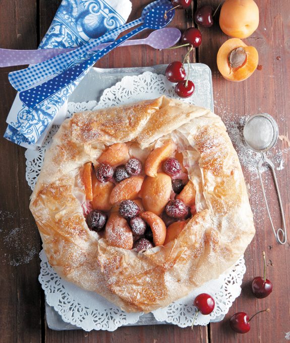 tarta-kalokairina-frouta-2