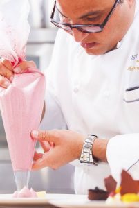 1233432_534937426579718_485940390_n