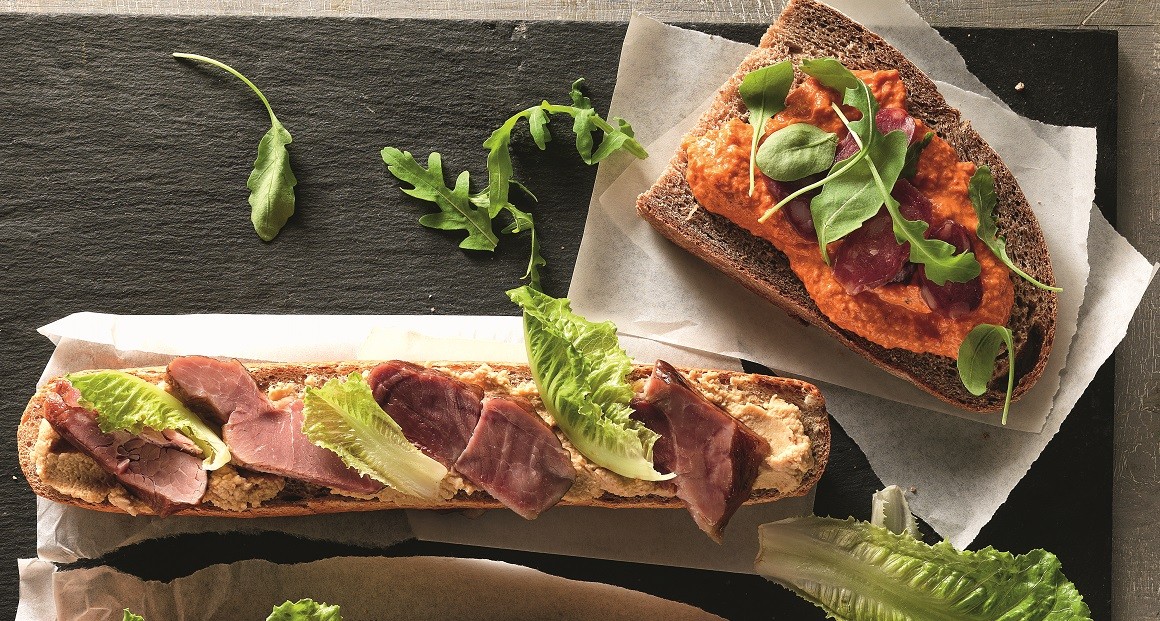 21121015_Alantika_brousketa me sygklini Manis & salami Lefka1