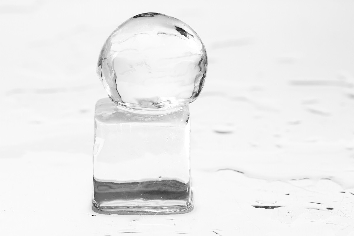 Ice cubes and balls