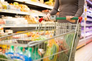 Detail of a woman shopping in a supermarket