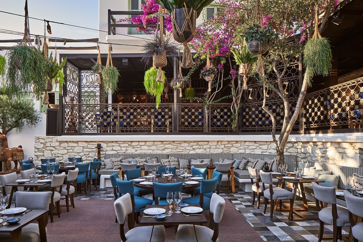 Mykonos interior tel